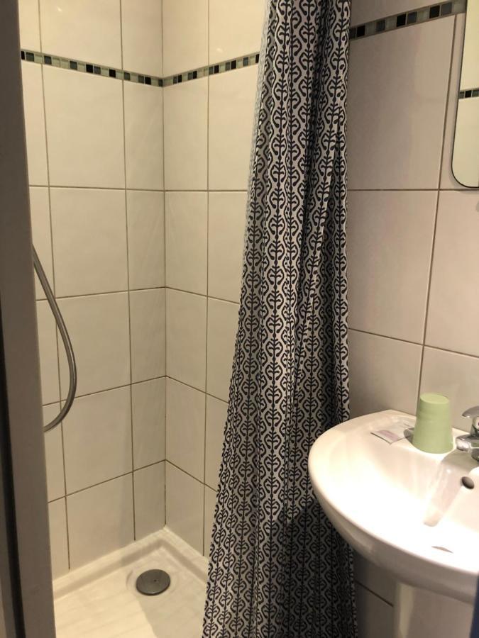 Bourbourg Residence Cosyade Equipee D'Un Parking Prive Gratuit מראה חיצוני תמונה